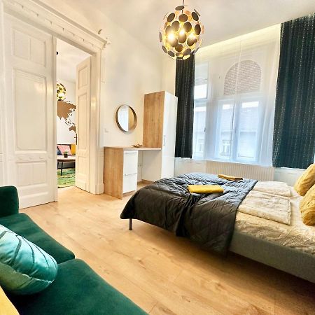 Luxory Design Apartment#Bakats#Freeparking#8Ppl Будапешт Экстерьер фото